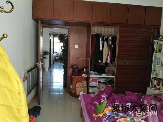 奎文區泰華北 萬達近福壽街一樓帶院89平3室 精裝