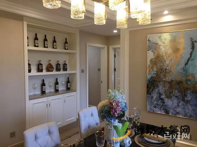 百合花園 南北通透 電梯洋房 黃金樓層僅售72萬！火急