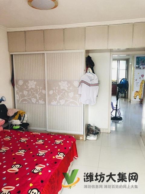 天熙苑  40萬！三室精裝 mai一層song一層