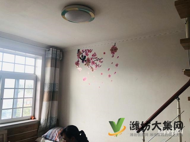 天熙苑  40萬！三室精裝 mai一層song一層