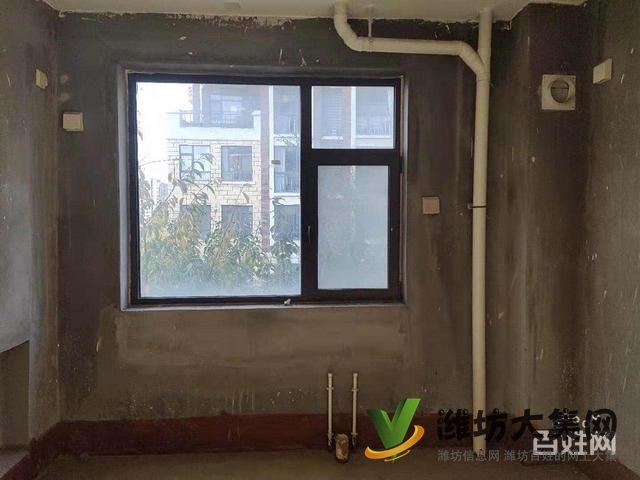 青云郡三室兩廳好房，毛培房給你更大的裝修空間，