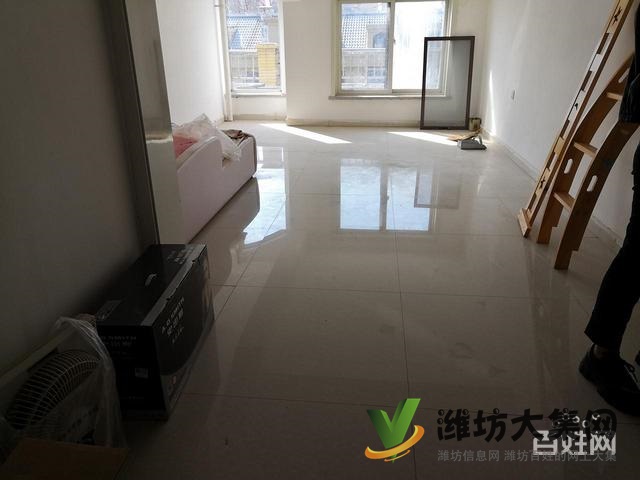 領(lǐng)秀城，南向大客廳，上下復(fù)式，興華學(xué)區(qū)房