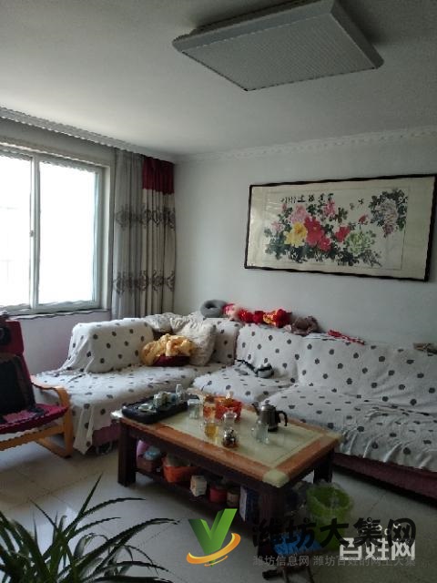 濰水藍灣三室兩廳精裝干凈手續齊全可以貸款