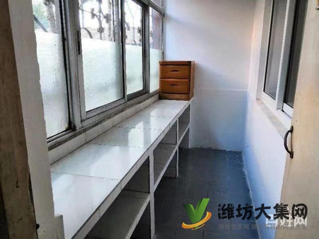 冠華小區1樓帶院南開門兩室  精裝修僅售52萬