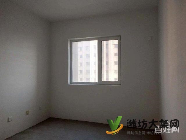 低首付 區政府近 凡爾賽麗都 客廳朝陽 新房未住