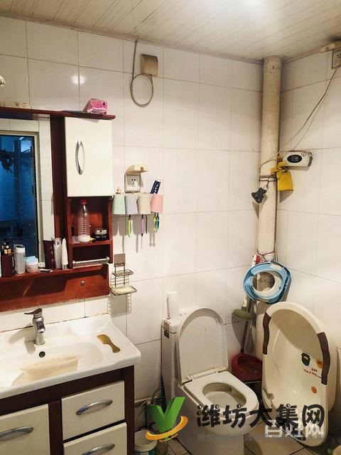 天熙苑  40萬！三室精裝 mai一層song一層