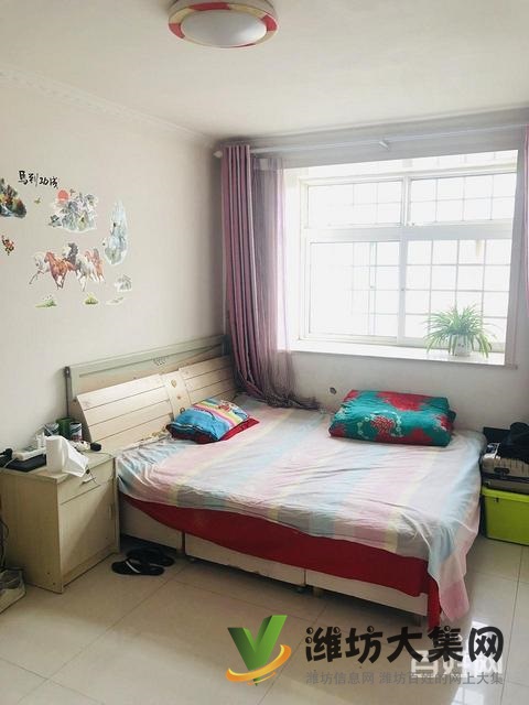 天熙苑  40萬！三室精裝 mai一層song一層