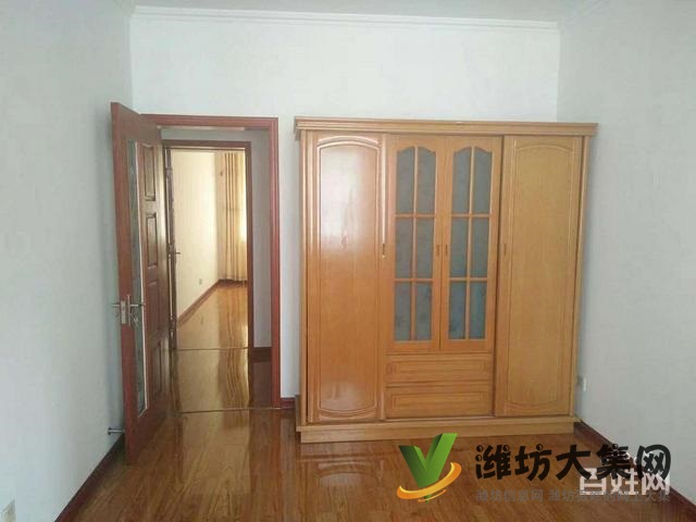 福壽街北關(guān)學(xué)校近多層3樓122平3室H戶型精裝無(wú)稅