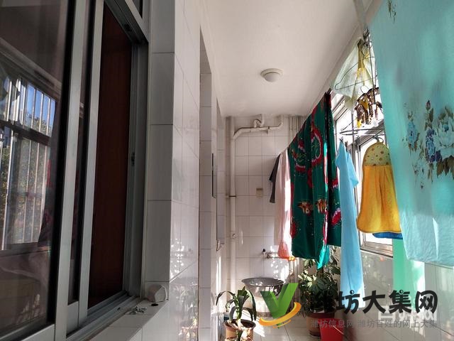 匯安小區(qū) 精裝三室兩廳兩衛(wèi) 帶車庫 劃青云山小學 東埠中學