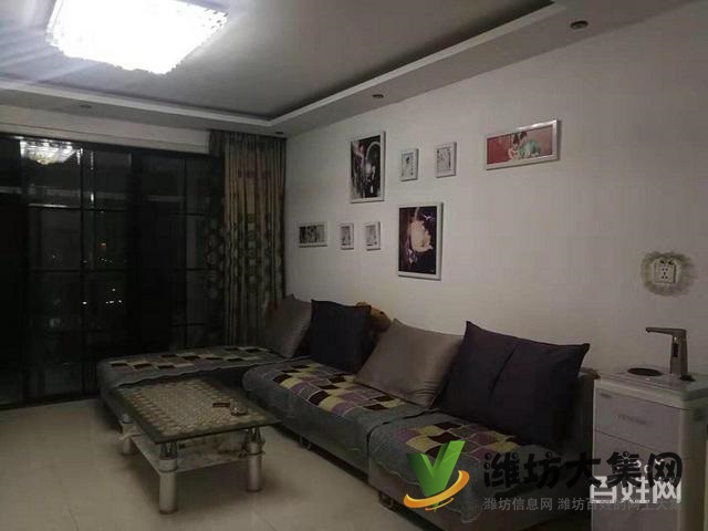 此房為結(jié)婚準(zhǔn)備，舒適三室，精裝修，現(xiàn)因換大房，找有